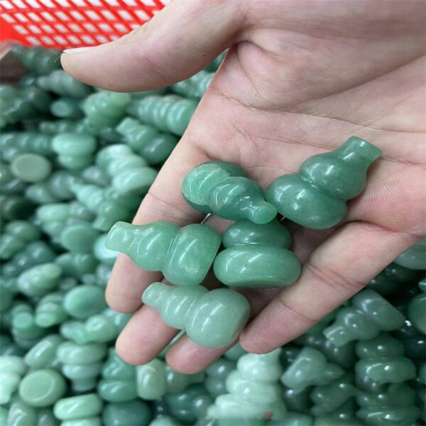 Aventurine Jade Stereoscopic Small Gourd Pendant - Image 3