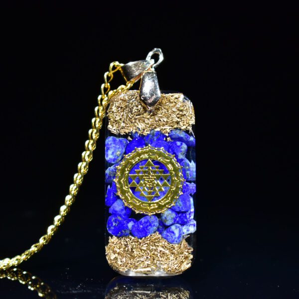 Pendant Necklace Crystal Gravel Epoxy Resin Pendant Handmade - Image 5