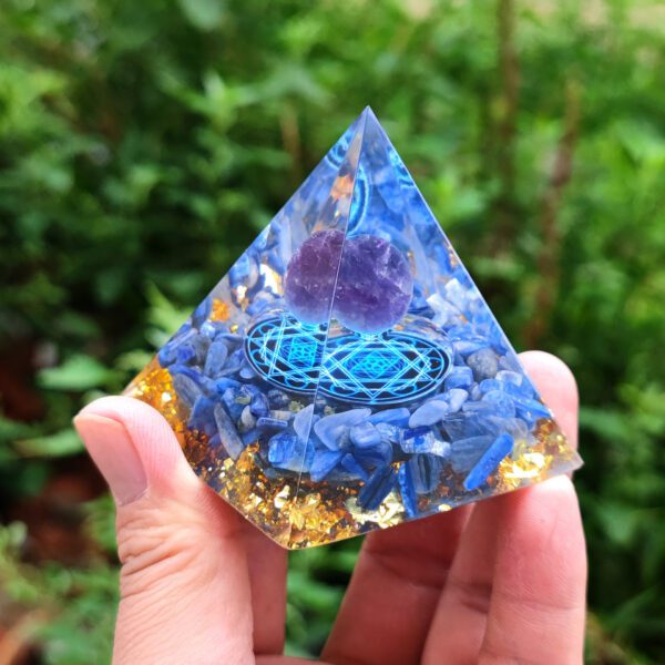 New Pyramidal Crystal Resin Pendant - Image 9